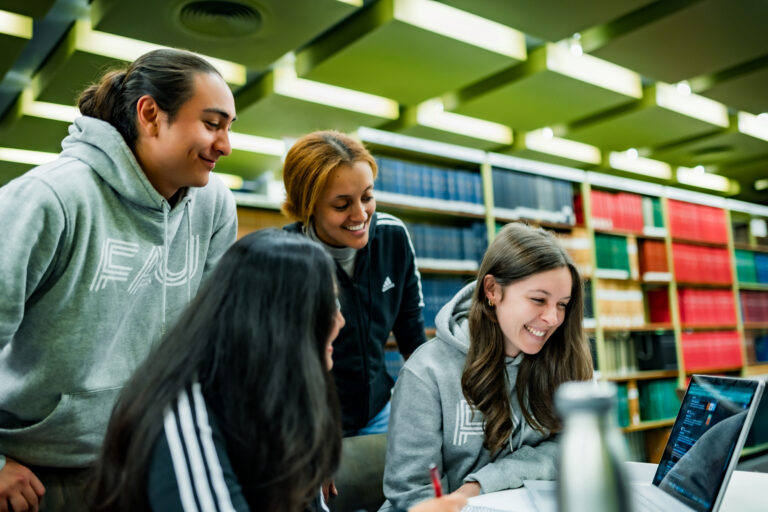 Jetzt bewerben für den Masterstudiengang Wirtschaftsingenieurwesen!